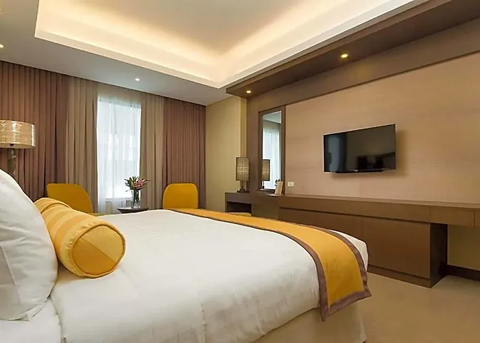 Summit Galleria 호텔 3*