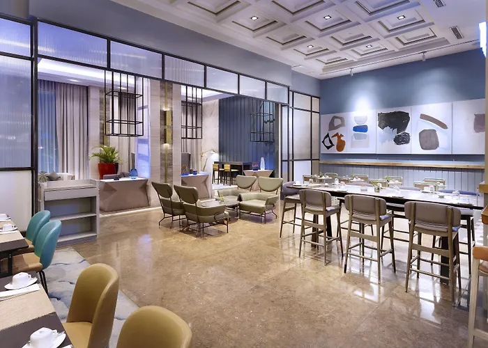 Summit Galleria Hotel